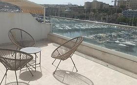 Amazing Sea View Penthouse Near Valletta
